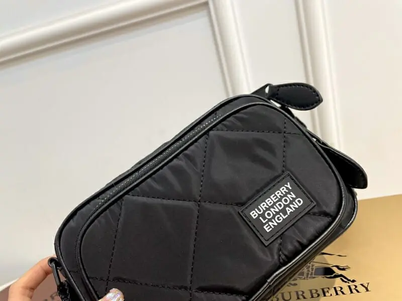 burberry aaa homme mini sac a main s_11010733